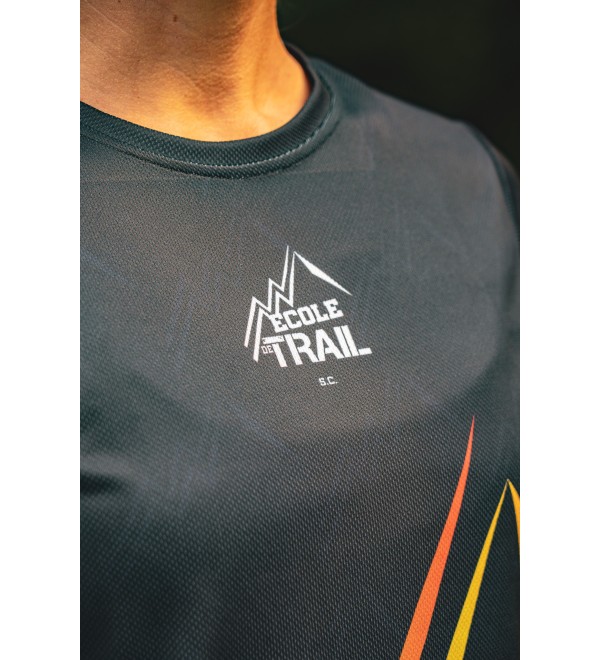 T-shirt École de Trail FEMME – “Moins courir, mieux courir”